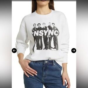 The VINYL ICONS vintage black & white
Nsync Crewneck Fleece Sweatshirt xs